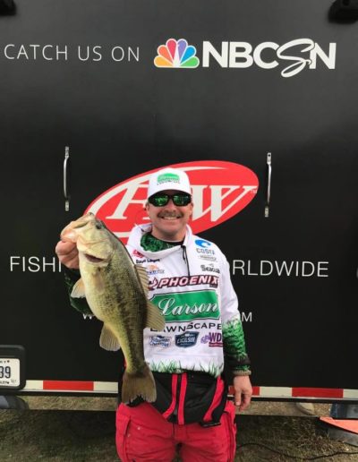 Dave Larson Bass Fishing10